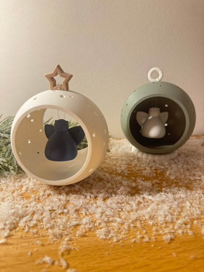 Boule de Noël Louise et petit Ange Malo