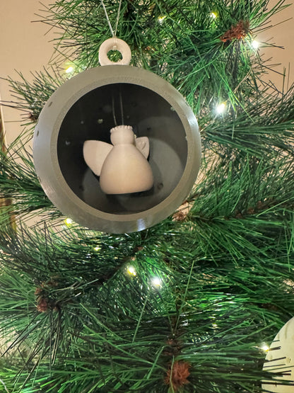 Boule de Noël Louise et petit Ange Malo